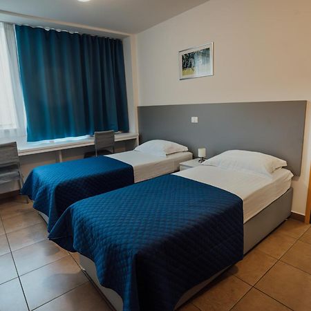 Sežana Sobe Rooms Nataly מראה חיצוני תמונה