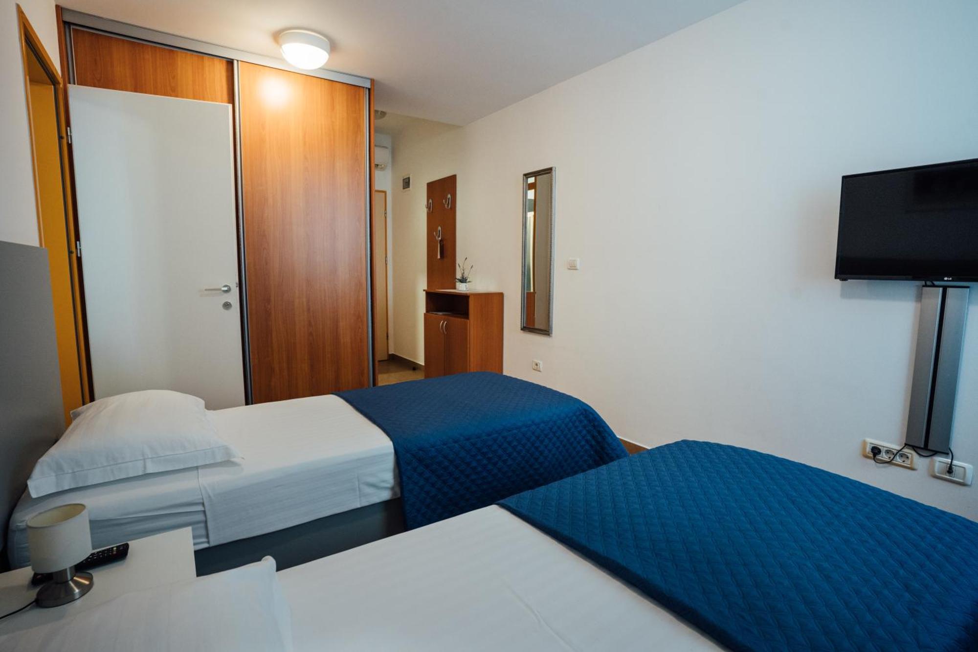 Sežana Sobe Rooms Nataly מראה חיצוני תמונה