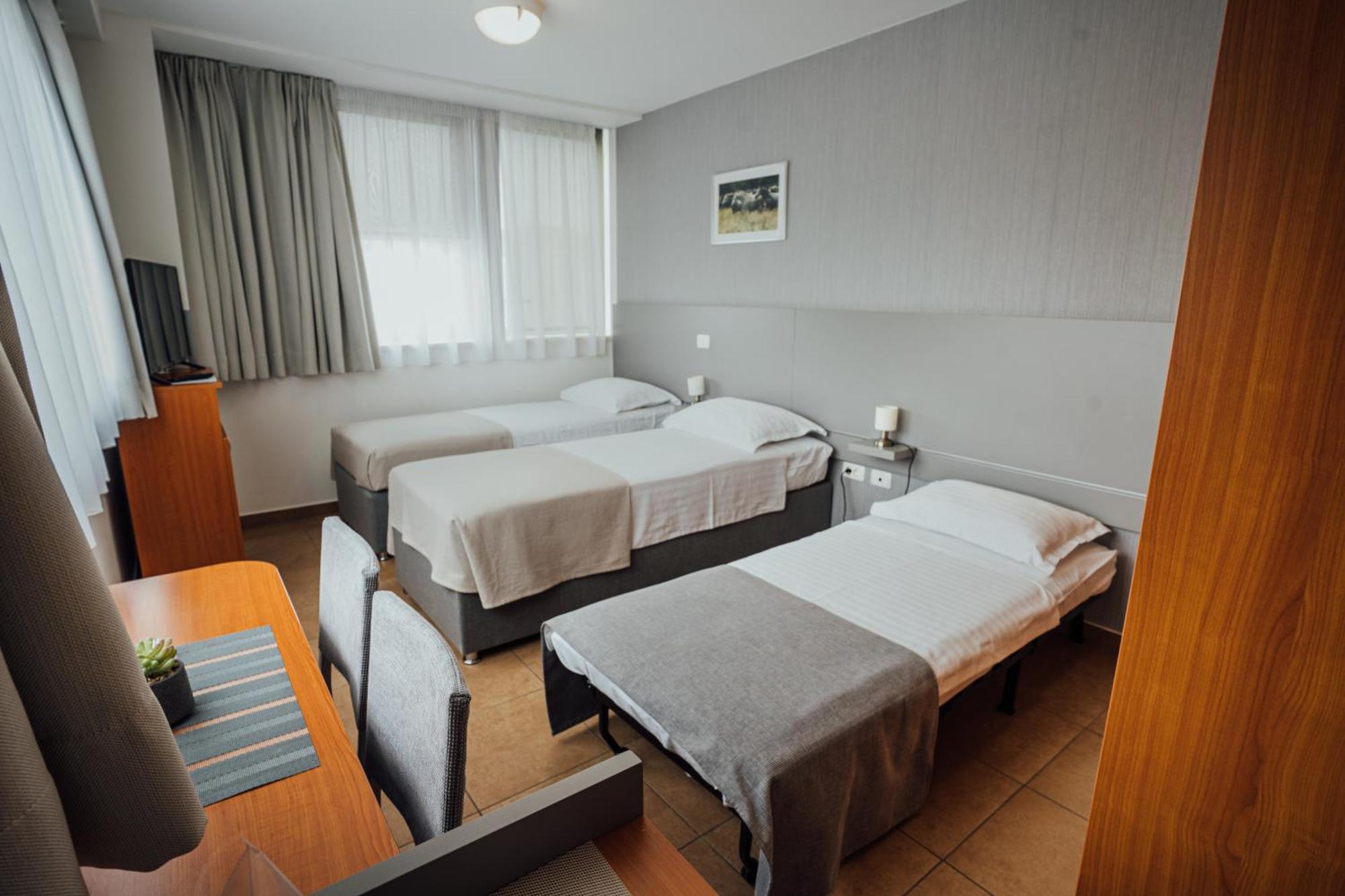 Sežana Sobe Rooms Nataly מראה חיצוני תמונה